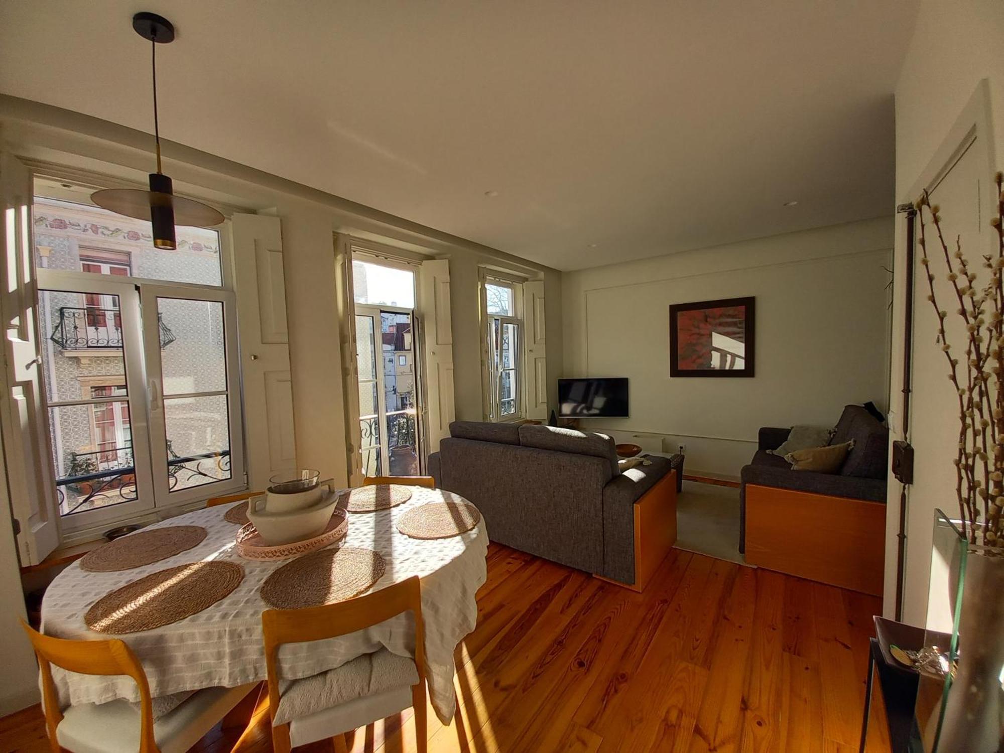 Charme Et Confort Au Coeur De Graca Lisboa Habitación foto